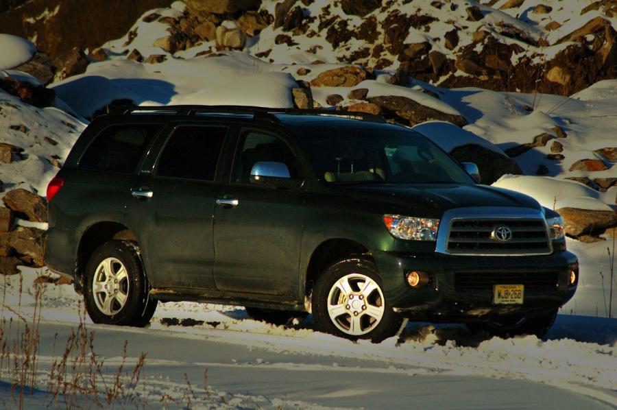 Toyota Sequoia Limited 4x4 2008 года  (фото 47 из 58)